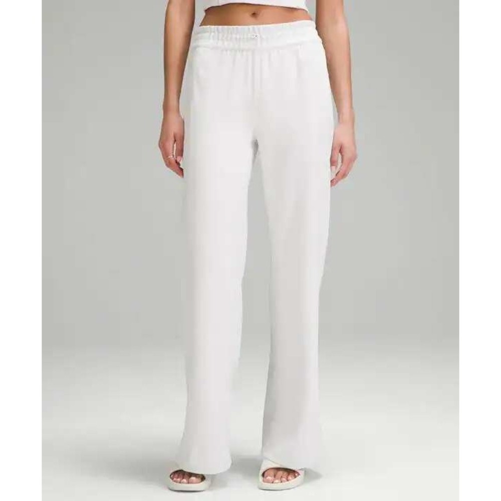 Lululemon‎ Ribbed Softstreme MR Pant 32 Light Vapor White Wide Leg 14